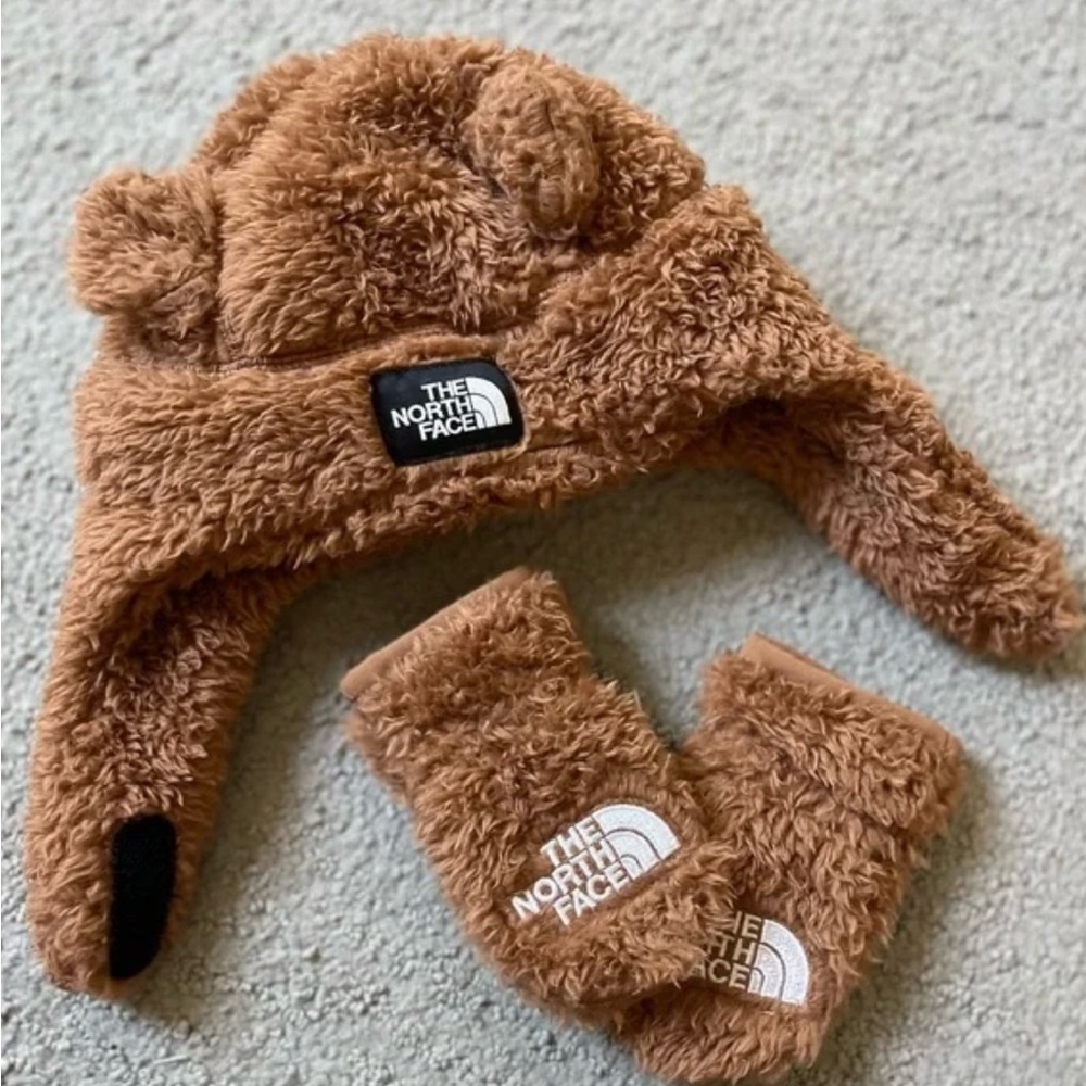 The North Face Baby Bear Suave Oso Beanie & Mitts